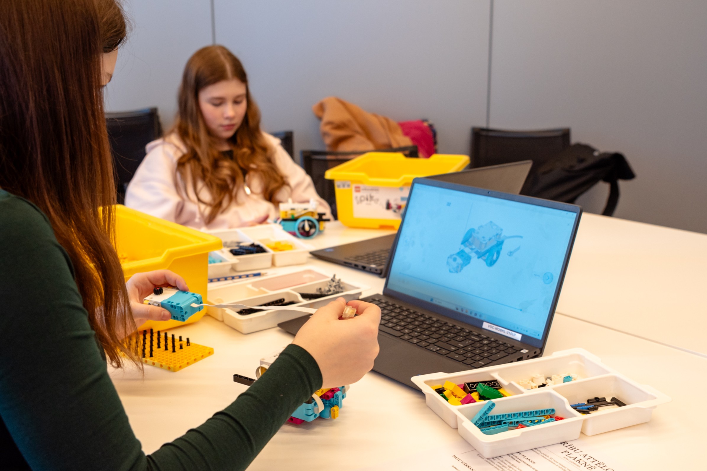 No sirds ritma līdz 3D modelēšanai – VIZIUM piedāvā skolēniem finansētas STEM nodarbības